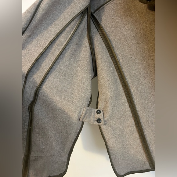 Zara Wool Poncho - Picture 6 of 8